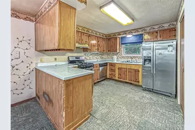 250 Sunnybrook Trail, Enon, OH 45323 - Photo 9