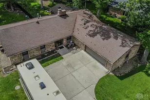 2693 Ehrhart Dr, Springfield, OH 45502 - Photo 9