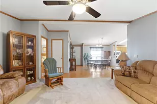 137 S Point Dr, Fairborn, OH 45324 - Photo 21