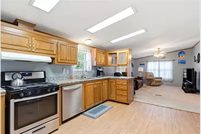 137 South Point Drive, Fairborn, OH 45324 - Photo 9
