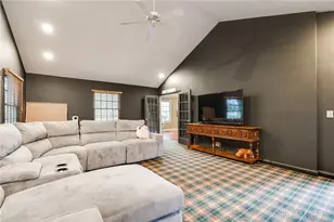 811 W Spring Valley Pike, Centerville, OH 45458 - Photo 21