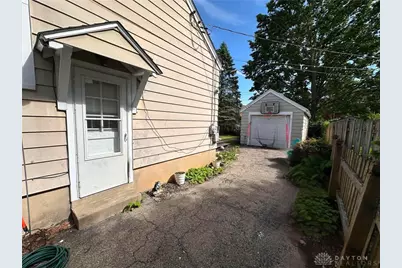 812 Buckingham Road, Kettering, OH 45419 - Photo 3