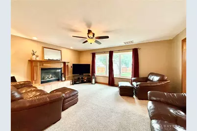 5831 Ridgewood Road, Moorefield Twp, OH 45502 - Photo 11