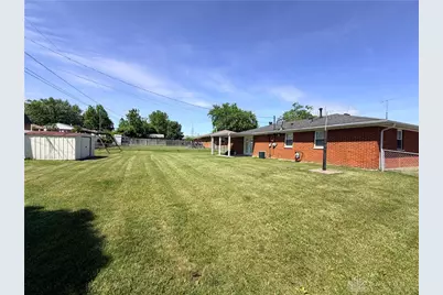 7709 Stockholm Drive, Huber Heights, OH 45424 - Photo 19