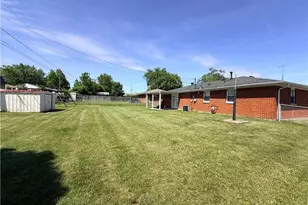 7709 Stockholm Dr, Huber Heights, OH 45424 - Photo 19