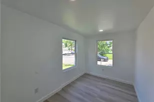 1365 St Adalbert Ave, Dayton, OH 45404 - Photo 23