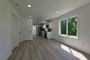 1365 St Adalbert Ave, Dayton, OH 45404 - Photo 9