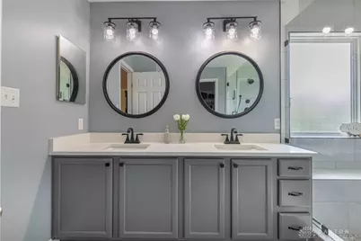 450 Null Boulevard, Springboro, OH 45066 - Photo 7