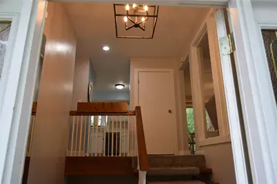 7356 Dayton Farmersville Road, Dayton, OH 45417 - Photo 9