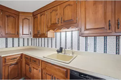 2221 Milesburn Drive, Miami Township, OH 45439 - Photo 7