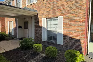 815 Clareridge Ln, Centerville, OH 45458 - Photo 3
