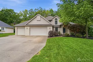 2375 Worthington Dr, Troy, OH 45373 - Photo 3