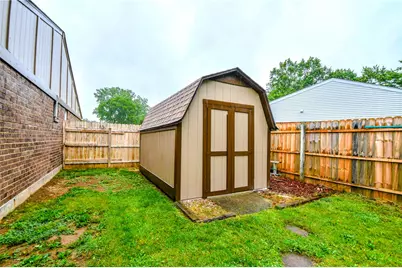 7710 Sprucehill Court, Huber Heights, OH 45424 - Photo 37