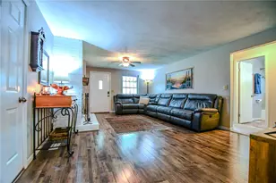 7710 Sprucehill Ct, Huber Heights, OH 45424 - Photo 5