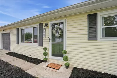 7854 Lowe Drive, Carlisle, OH 45005 - Photo 3