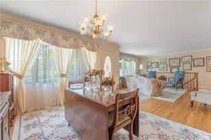 281 Sherbrooke Dr, Kettering, OH 45429 - Photo 5
