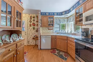 281 Sherbrooke Dr, Kettering, OH 45429 - Photo 9