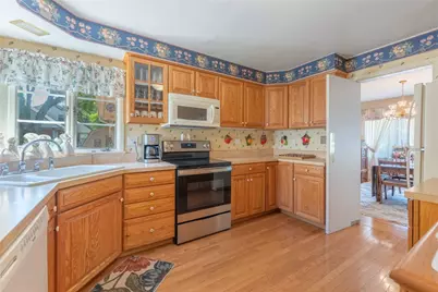 281 Sherbrooke Drive, Kettering, OH 45429 - Photo 7