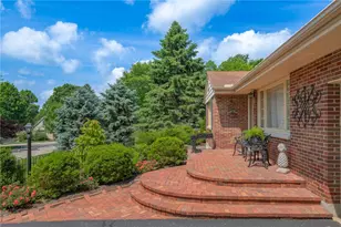 281 Sherbrooke Dr, Kettering, OH 45429 - Photo 39