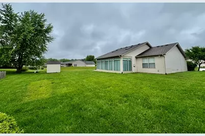 6822 Grovebelle Drive, Huber Heights, OH 45424 - Photo 43
