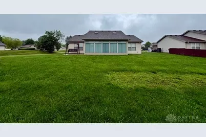 6822 Grovebelle Drive, Huber Heights, OH 45424 - Photo 45