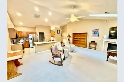 6822 Grovebelle Drive, Huber Heights, OH 45424 - Photo 9