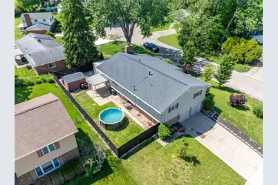 5798 Redbird Court, Riverside, OH 45431 - Photo 7