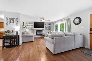 927 Princewood Ave, Washington Twp, OH 45429 - Photo 5