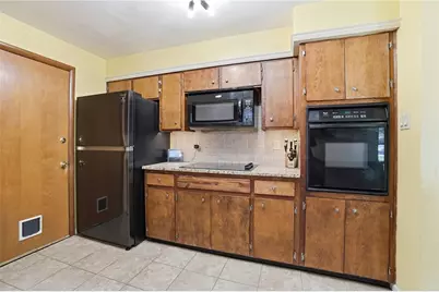 927 Princewood Avenue, Washington Twp, OH 45429 - Photo 17