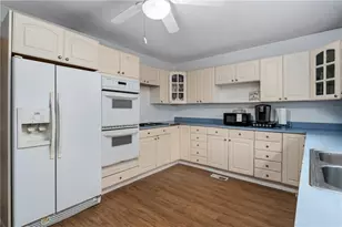 402 E Main St, Eaton, OH 45320 - Photo 25