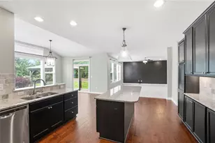 490 Clearsprings Dr, Springboro, OH 45066 - Photo 5