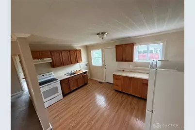 4298 Curundu Avenue, Trotwood, OH 45416 - Photo 5