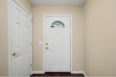 602 Meadowview Court, Carlisle, OH 45005 - Photo 5