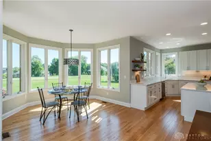 560 Heatherwoode Cir, Springboro, OH 45066 - Photo 15