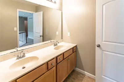 1318 Sierra Ridge Drive, Miamisburg, OH 45342 - Photo 15