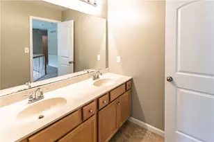 1318 Sierra Ridge Dr, Miamisburg, OH 45342 - Photo 15