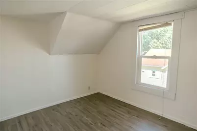 1014 Race Drive, Troy, OH 45373 - Photo 5