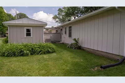 29 Gordon Road, Bethel Twp, OH 45504 - Photo 19