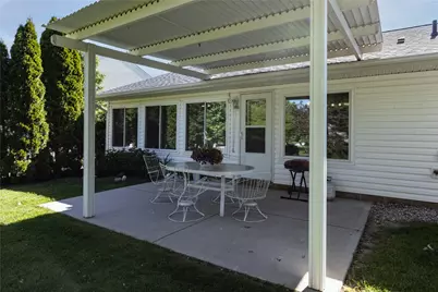 9827 Olde Park Drive, Huber Heights, OH 45371 - Photo 3