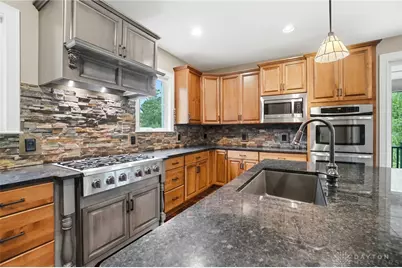 10989 Cold Spring Drive, Washington Twp, OH 45458 - Photo 17