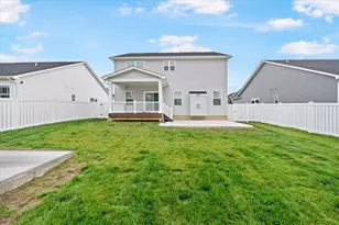 1812 Wildflower Rd, Fairborn, OH 45324 - Photo 5