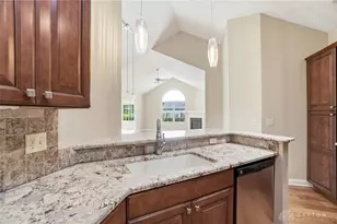 2419 Locust Hill Blvd, Beavercreek, OH 45431 - Photo 11