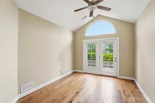 2419 Locust Hill Blvd, Beavercreek, OH 45431 - Photo 15