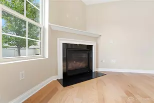 2419 Locust Hill Blvd, Beavercreek, OH 45431 - Photo 7