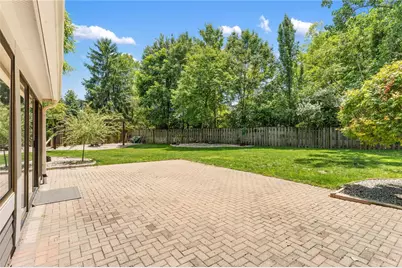 10483 Stream Park Court, Washington Twp, OH 45458 - Photo 7