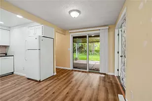 7090 Claybeck Dr, Huber Heights, OH 45424 - Photo 9