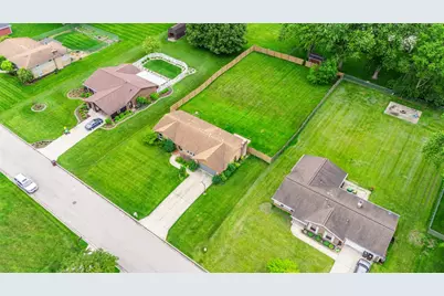 1601 George Washington Drive, Beavercreek, OH 45432 - Photo 9