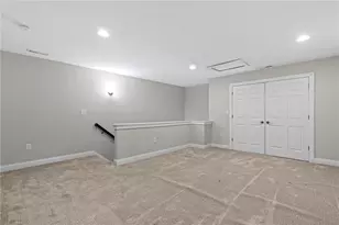 1243 Bourdeaux Way, Clear Creek Township, OH 45458 - Photo 35