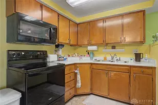 6026 Longford Rd, Huber Heights, OH 45424 - Photo 9
