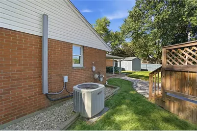 3081 Viewcrest Place, Kettering, OH 45420 - Photo 25